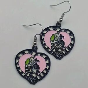 NWT! Beetlejuice and Lydia Metal Pierced Dangle Earrings!
